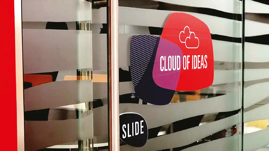 signage company in Dubai | indoor signage compay in Dubai UAE